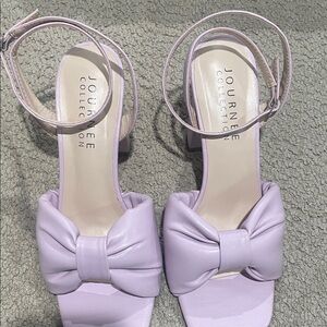 Journee Collection Lavender Heels with Bow